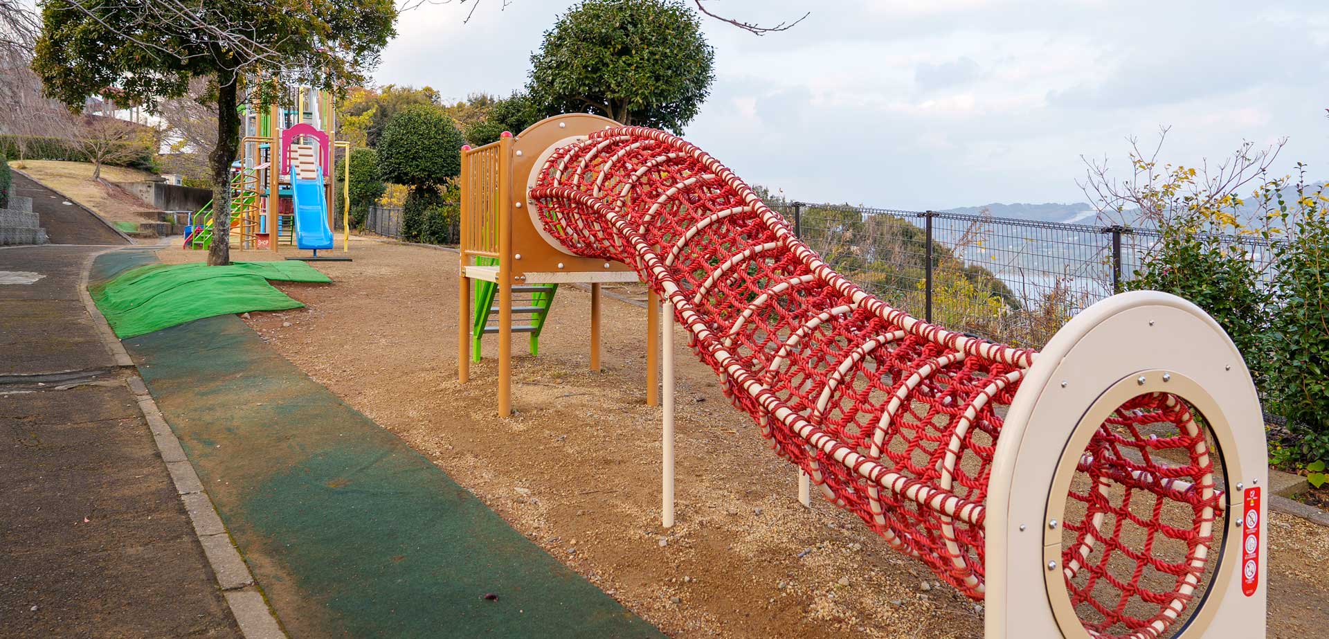 芝生広場・そりゲレンデ